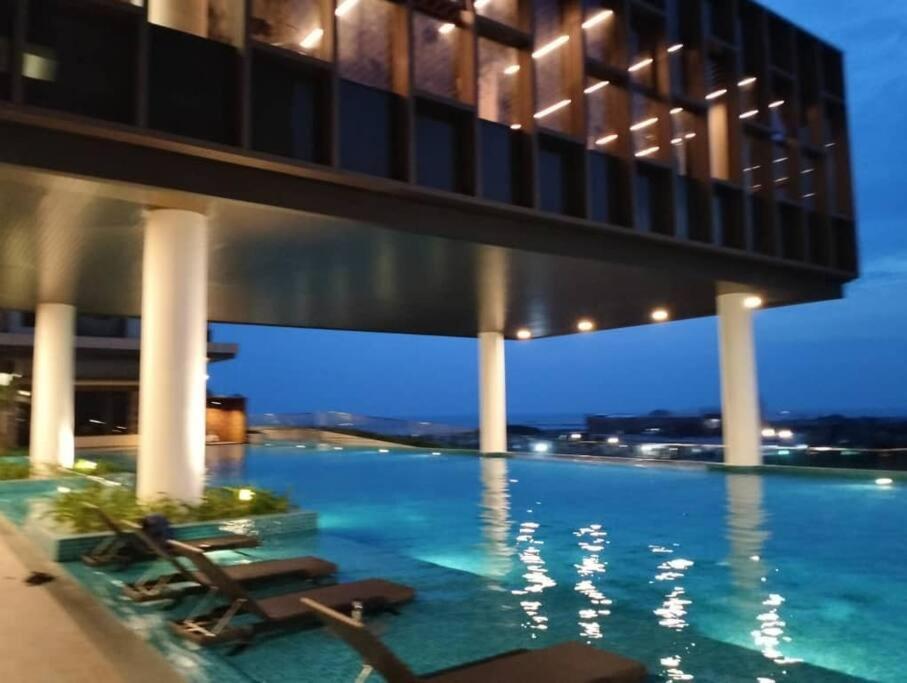 Bali Residence By Beca Inn , Musliim Only Malacca Exterior foto